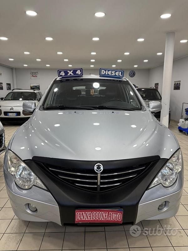 Grigio Usata 2009 Ssangyong (KGM) Actyon SUV | 2999 € (Buon prezzo) - Immagine 1/4