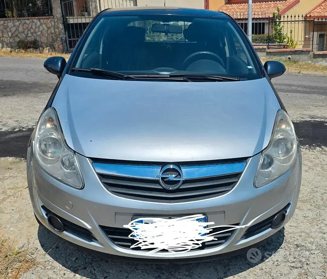 Usata Opel Corsa 69 CV (50 kW) 2009 Utilitaria