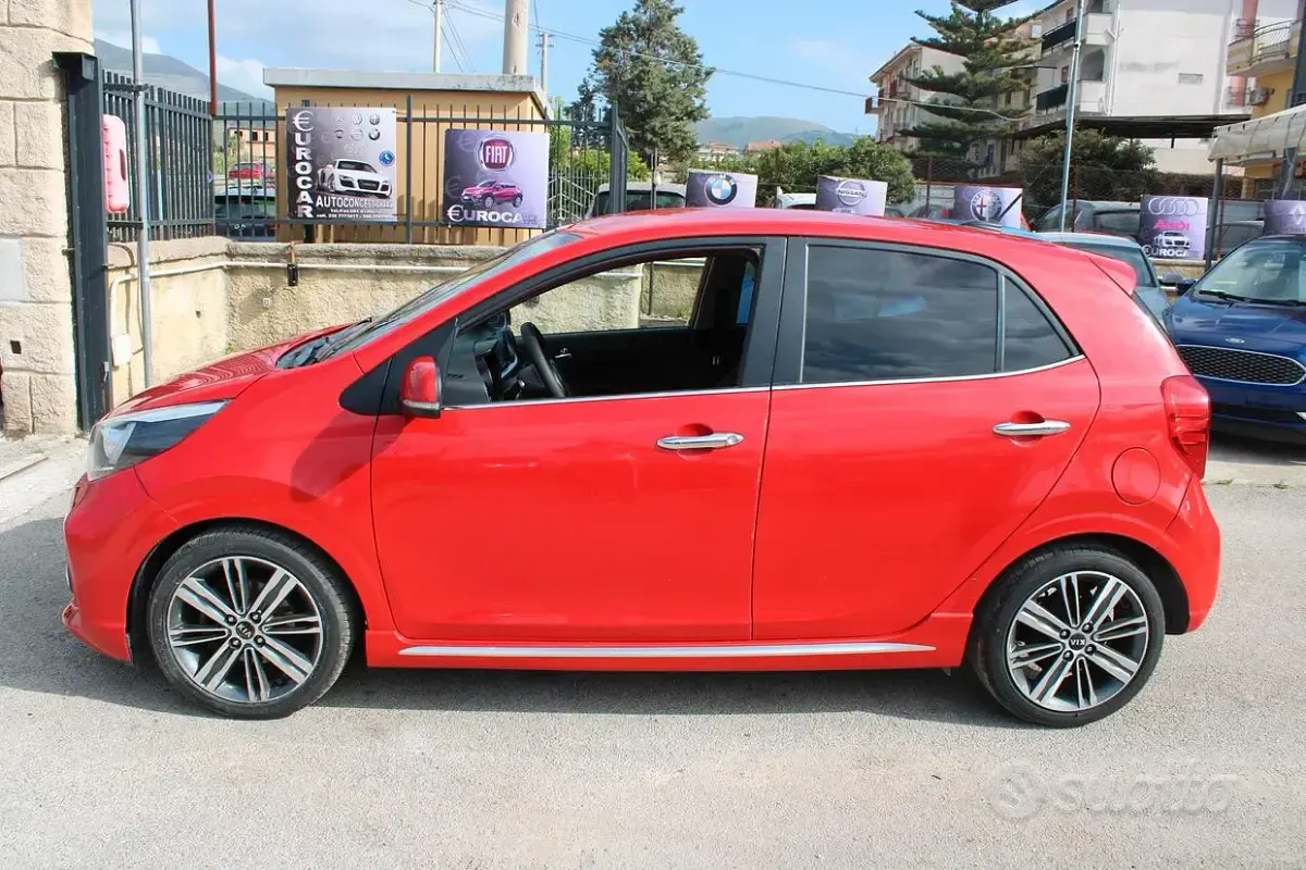 Usata Kia Picanto GT-Line 84 CV (61 kW) 2017 Rosso Utilitaria