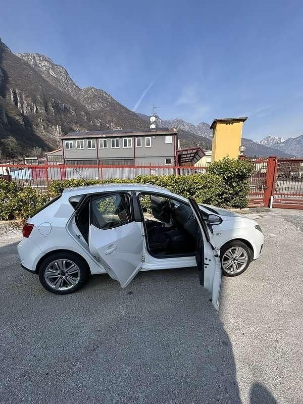 Usata Seat Ibiza Stylance 86 CV (63 kW) 2010 Berlina