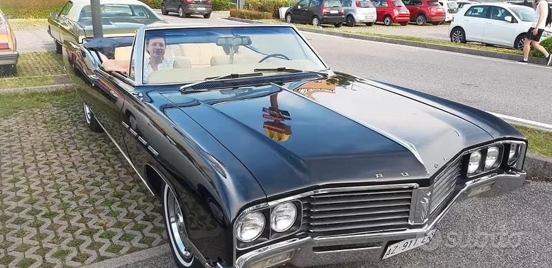 Usata Buick Electra 225 1960 Nero Cabrio