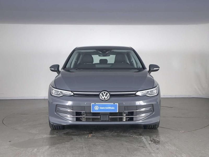 Usata VW Golf VIII Style 150 CV (110 kW) 2025 Dolphin grey metallizzato Berlina