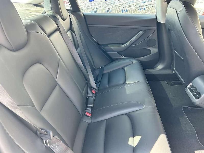 Usata Tesla Model 3 Standard Range 88 kW (120 CV) 2021 Berlina