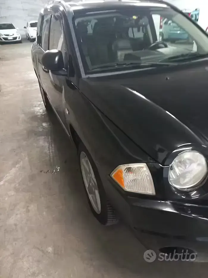 Usata Jeep Compass Limited 140 CV (102 kW) 2007 Nero SUV
