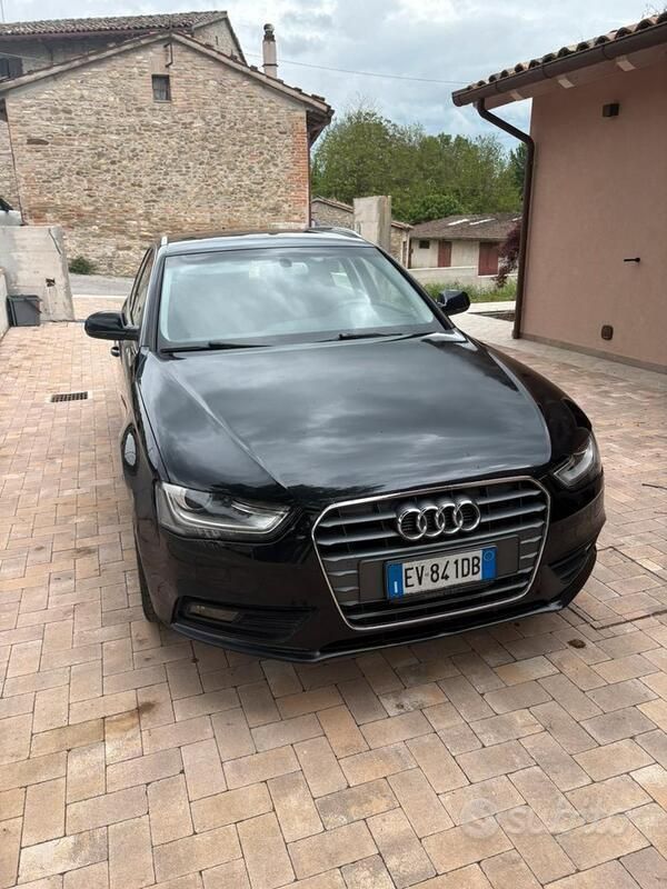 Nero Usata 2013 Audi A4 Station wagon | 4500 € - Immagine 1/4