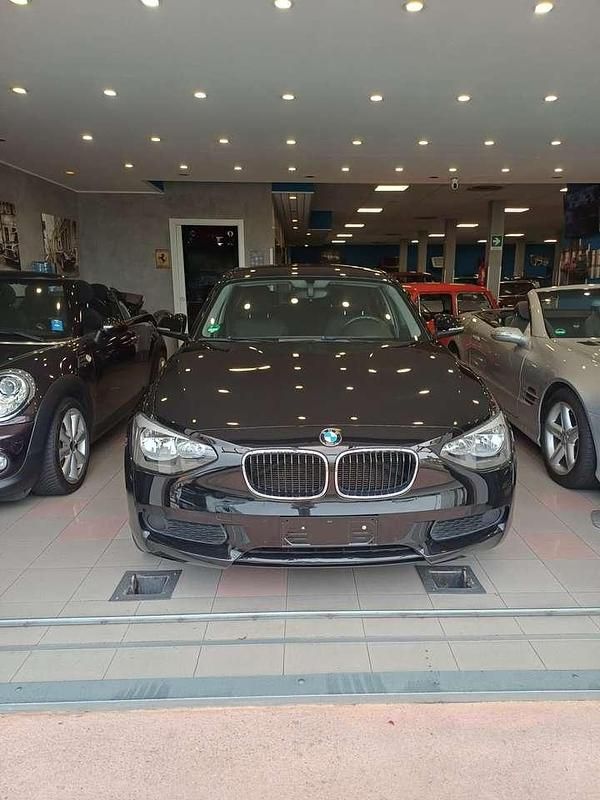 Nero Usata 2014 BMW 114 Due volumi | 11.500 € (Buon prezzo) - Immagine 1/4