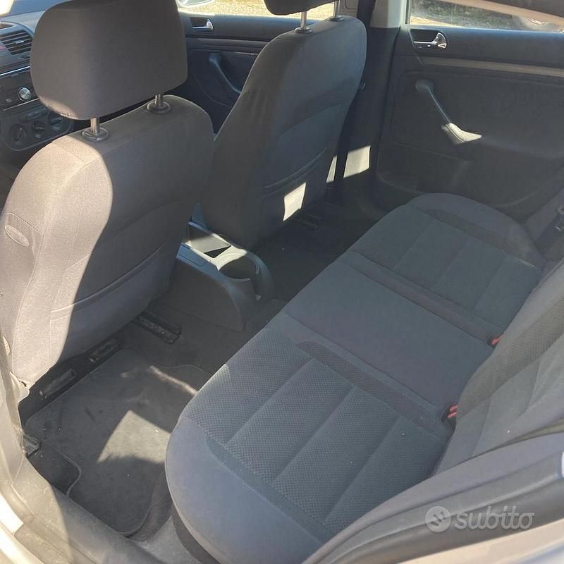 Usata VW Golf IV 2005 Grigio Berlina