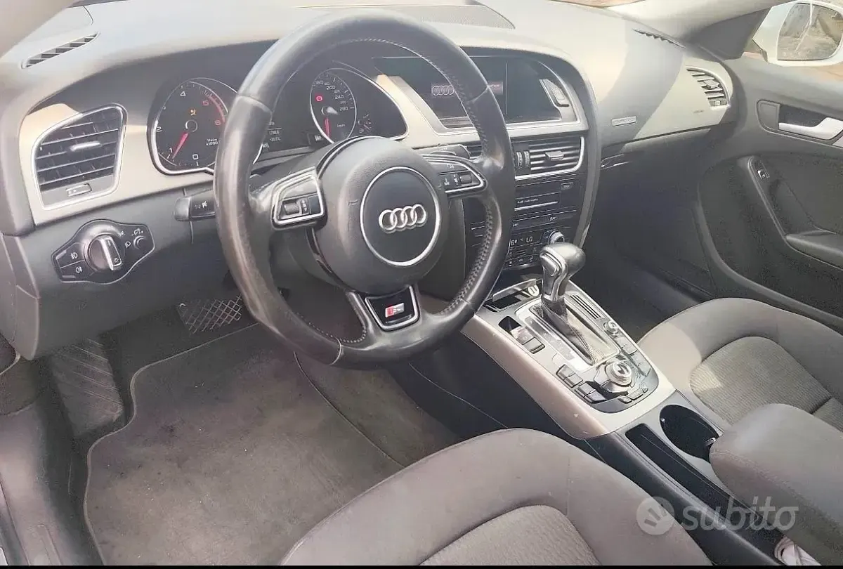Usata Audi A5 177 CV (130 kW) 2013 Bianco Coupé