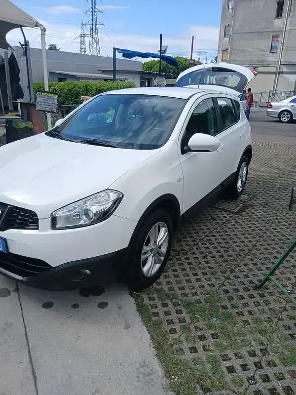 Usata Nissan Qashqai Acenta 131 CV (96 kW) 2014 SUV