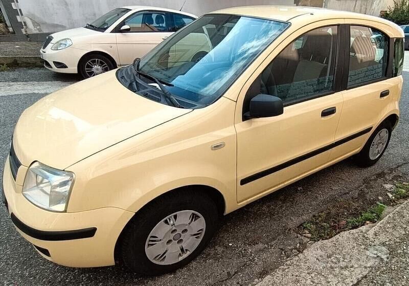 Usata Fiat Panda Dynamic 60 CV (44 kW) 2007 Giallo Utilitaria