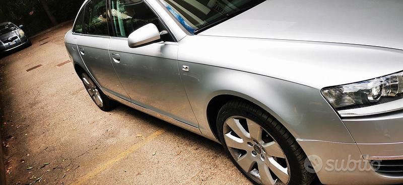 Usata Audi A6 225 CV (165 kW) 2004 Grigio Berlina