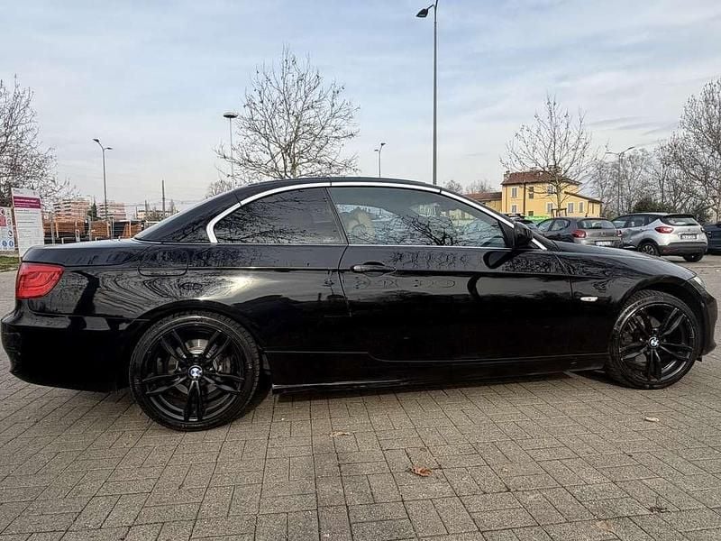 Usata BMW 320 Cabriolet 184 CV (135 kW) 2011 Cabrio