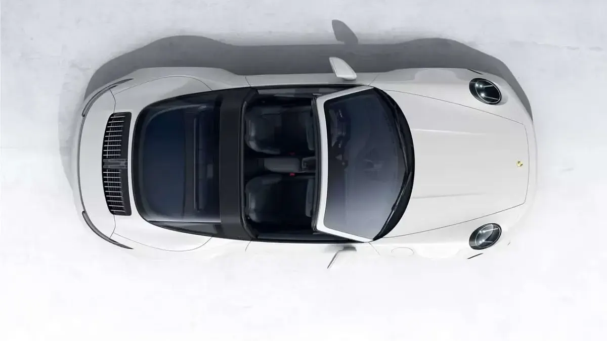 Usata Porsche 992 480 CV (353 kW) 2022 Bianco Cabrio