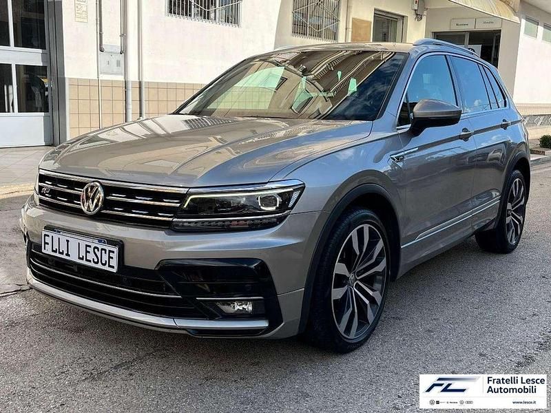 Usata VW Tiguan R-line Plus 150 CV (110 kW) 2019 Grigio SUV