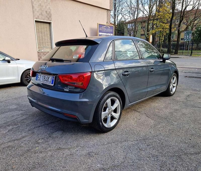 Usata Audi A1 Sportback Sport 90 CV (66 kW) 2015 Grigio Utilitaria