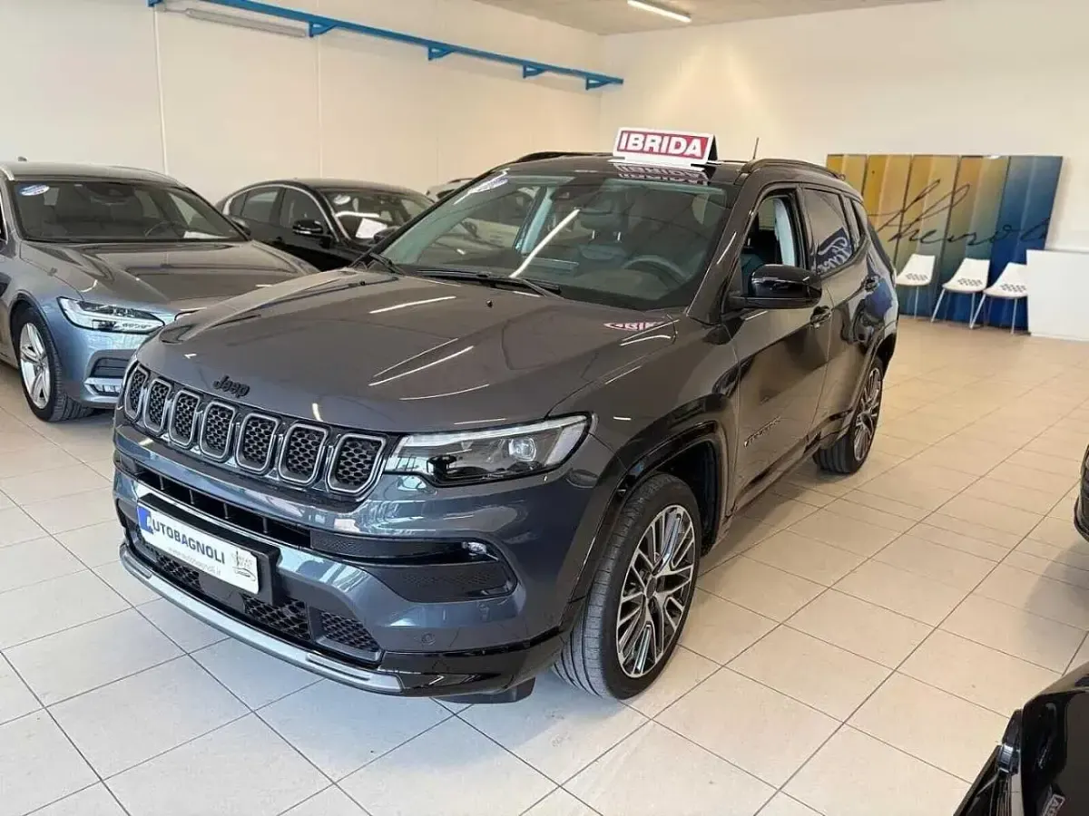 Usata Jeep Compass Summit 131 CV (96 kW) 2025 SUV