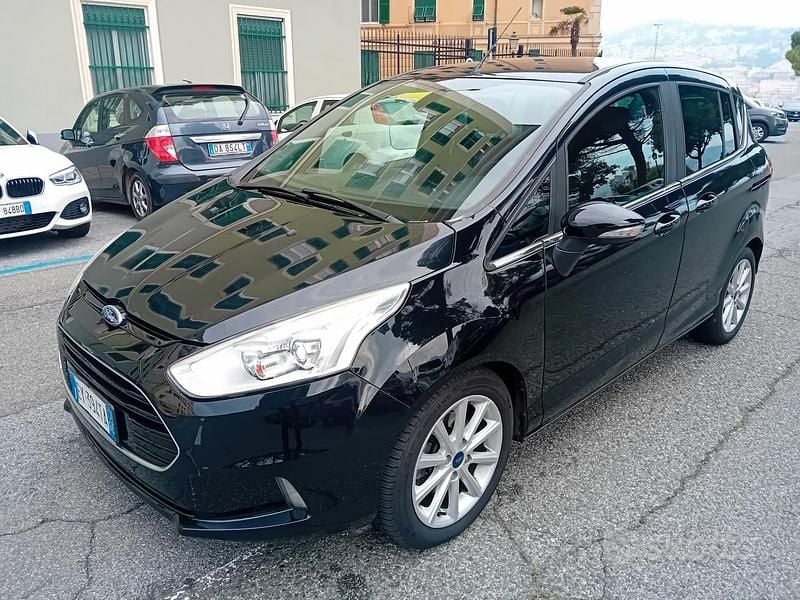 Usata Ford B-MAX Business Edition 101 CV (74 kW) 2015 Nero Monovolume
