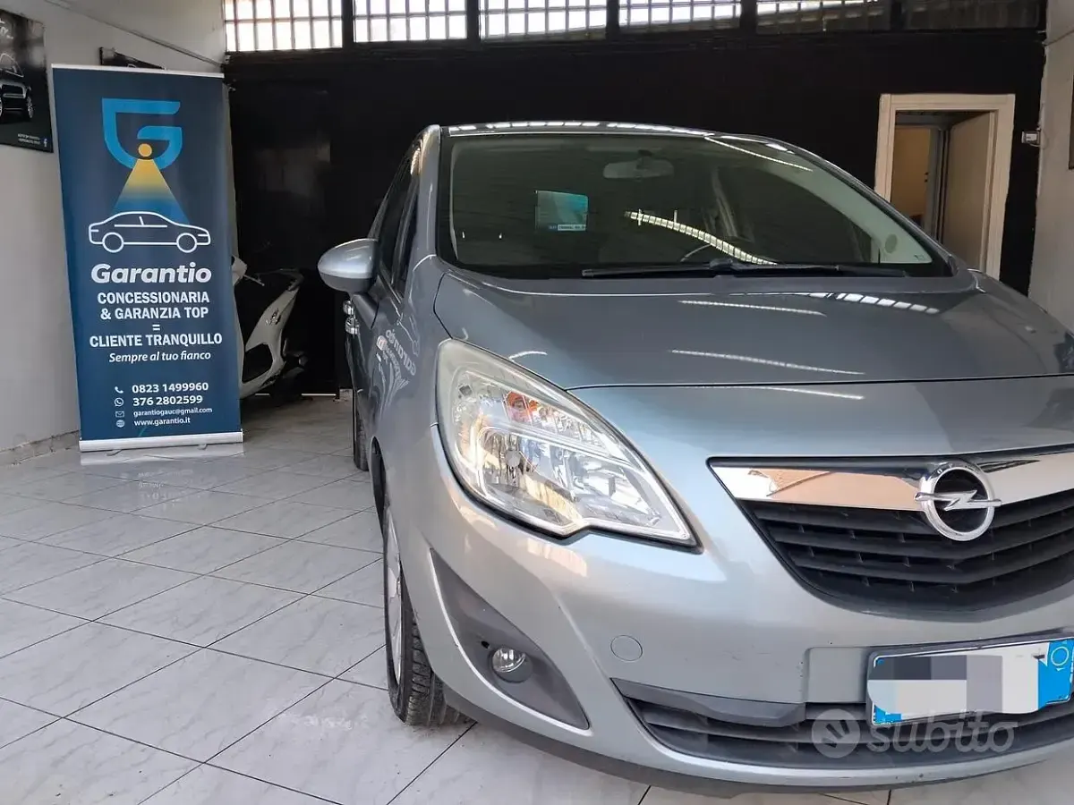Usata Opel Meriva 95 CV (69 kW) 2012 Grigio Monovolume