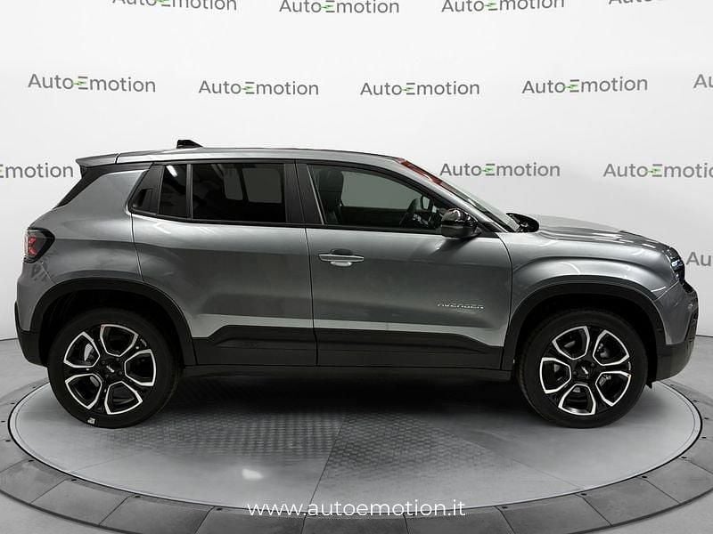 Nuova Jeep Avenger Summit 109 CV (80 kW) 2025 Grigio SUV