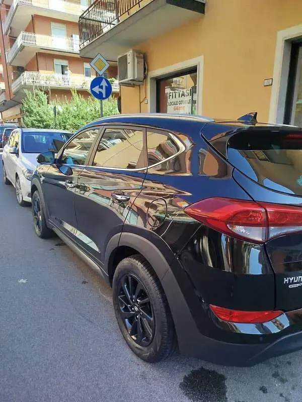 Usata Hyundai Tucson Xpossible 116 CV (85 kW) 2016 Nero SUV