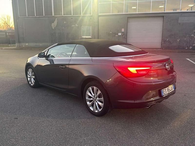 Usata Opel Cascada Cosmo 165 CV (121 kW) 2013 Other Cabrio