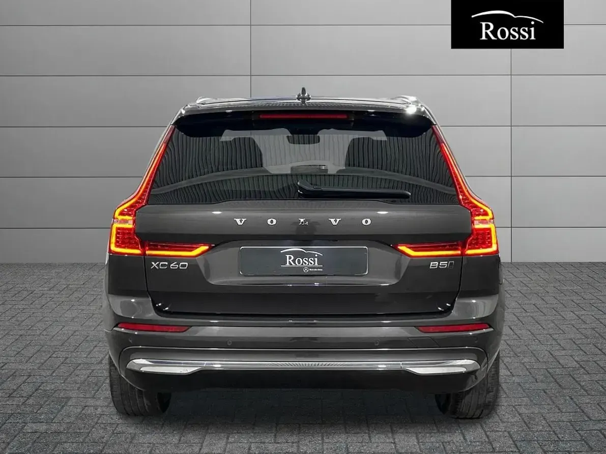 Usata Volvo XC60 Plus 235 CV (172 kW) 2022 SUV