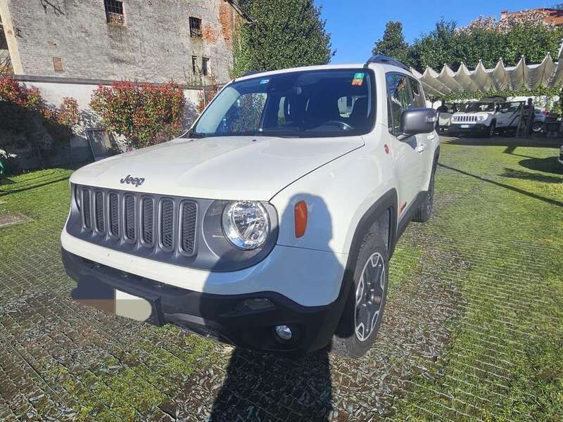 Usata 2015 Jeep Renegade Trailhawk SUV | 8500 € (Ottimo prezzo) - Immagine 1/4