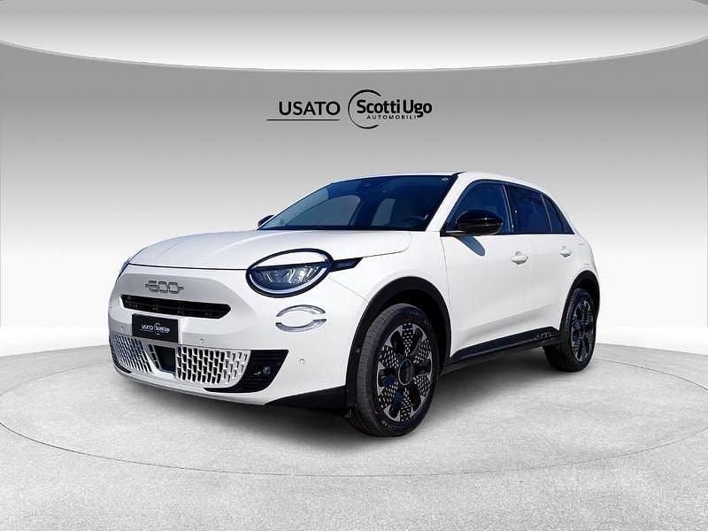 Usata Fiat 600 La Prima 110 CV (80 kW) 2025 Bianco SUV