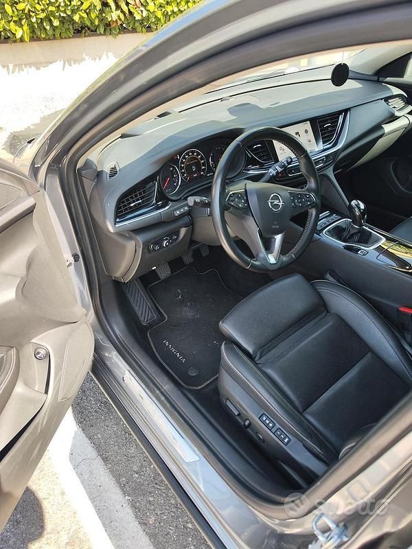 Occasion Opel Insignia Business 170 ch (125 kW) 2017 Gris Break