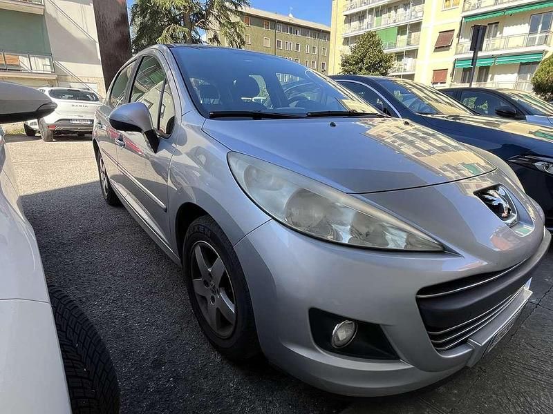 Usata Peugeot 207 68 CV (50 kW) 2010 Berlina