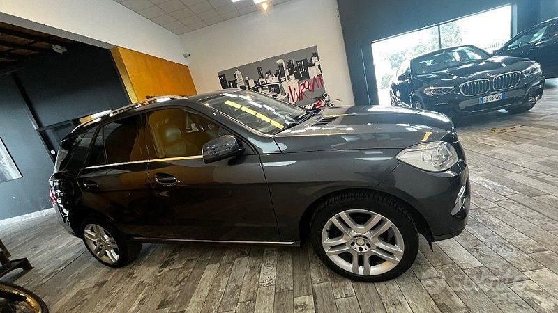 Usata Mercedes ML250 204 CV (150 kW) 2013 Grigio SUV