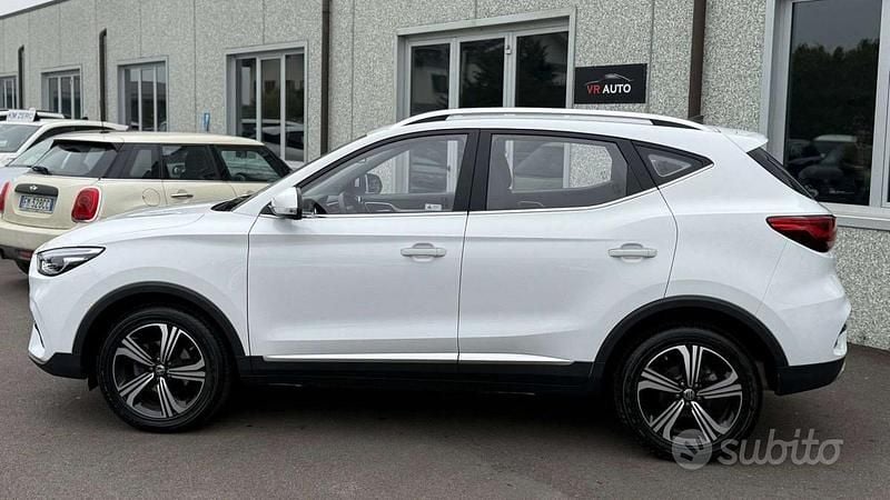 Usata MG ZS Comfort 116 CV (85 kW) 2025 Bianco SUV