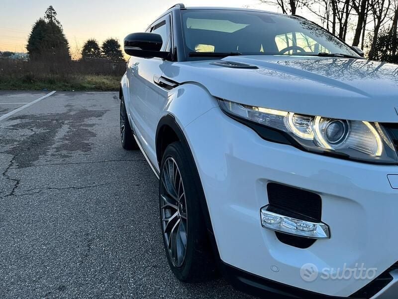 Usata Land Rover Range Rover evoque Dynamic 241 CV (177 kW) 2012 Bianco SUV