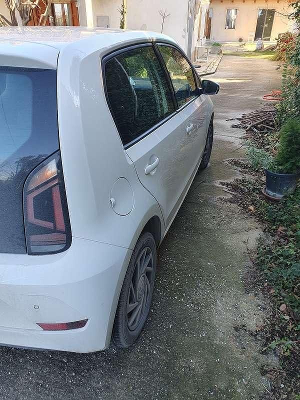 Usata VW up! move up! 68 CV (50 kW) 2019 Bianco Utilitaria