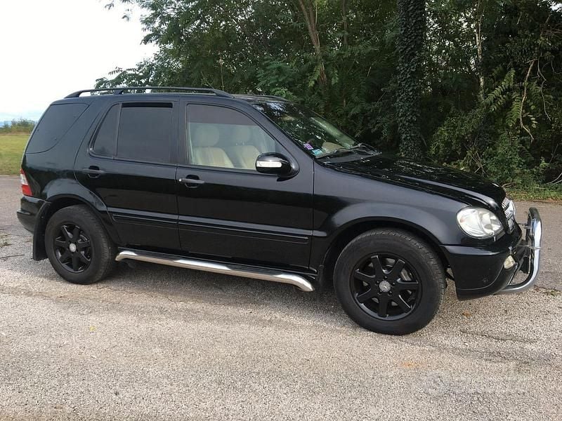 Usata Mercedes ML350 2003 Nero SUV