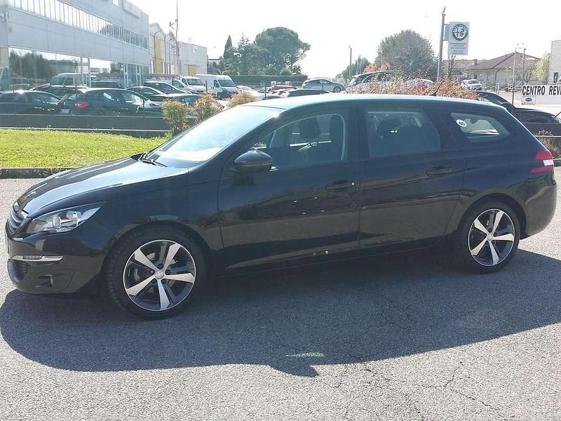 Usata Peugeot 308 Allure 120 CV (88 kW) 2017 Nero Station wagon