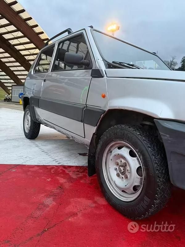 Usata Fiat Panda 4x4 54 CV (39 kW) 2001 Utilitaria