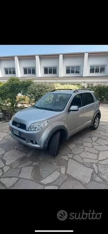Usata Daihatsu Terios 105 CV (77 kW) 2008 Grigio SUV