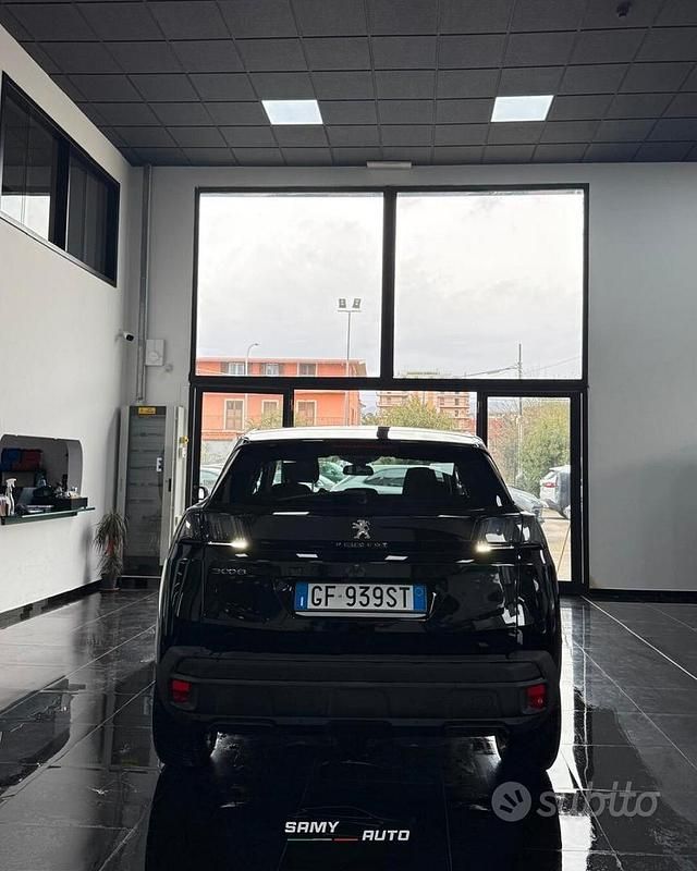 Usata Peugeot 3008 Active 131 CV (96 kW) 2022 Nero SUV