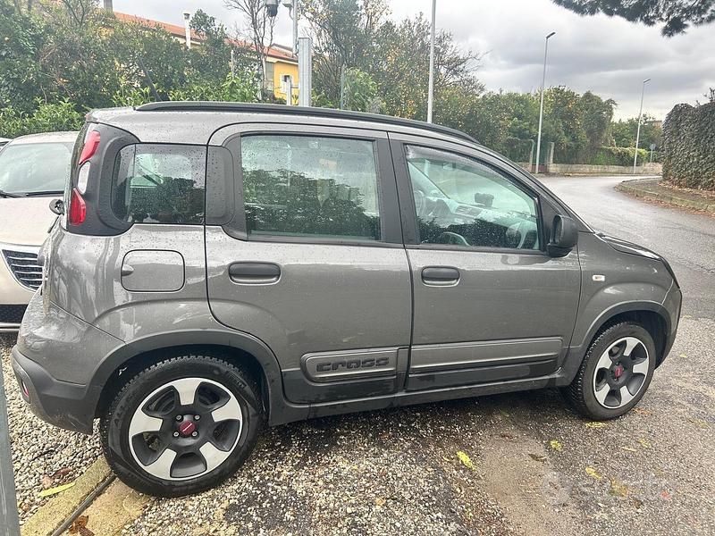 Usata Fiat Panda Cross Cross 69 CV (50 kW) 2019 Grigio Utilitaria
