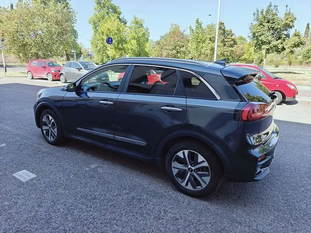 Usata Kia e-Niro 150 kW (204 CV) 2021 SUV