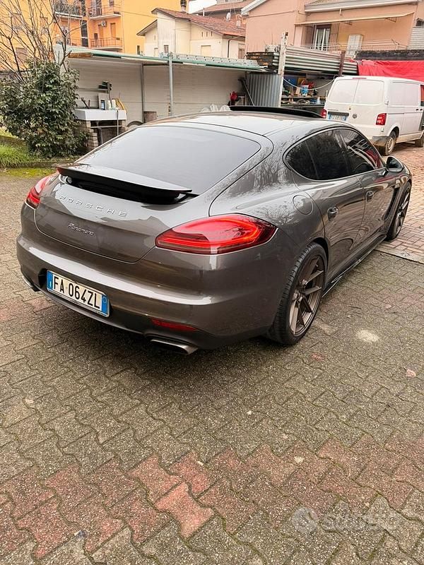 Usata Porsche Panamera 250 CV (183 kW) 2015 Berlina