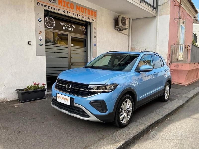 Usata VW T-Cross Life 95 CV (69 kW) 2024 Blu SUV