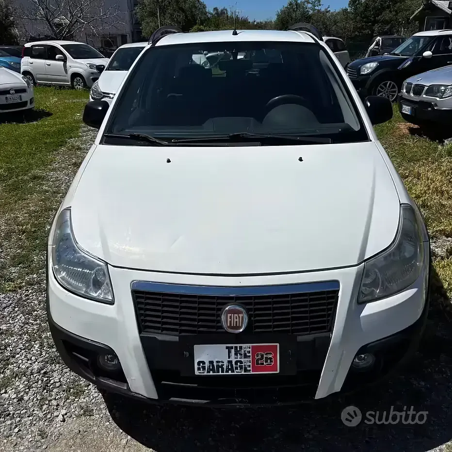 Usata Fiat Sedici Dynamic 120 CV (88 kW) 2008 Bianco SUV