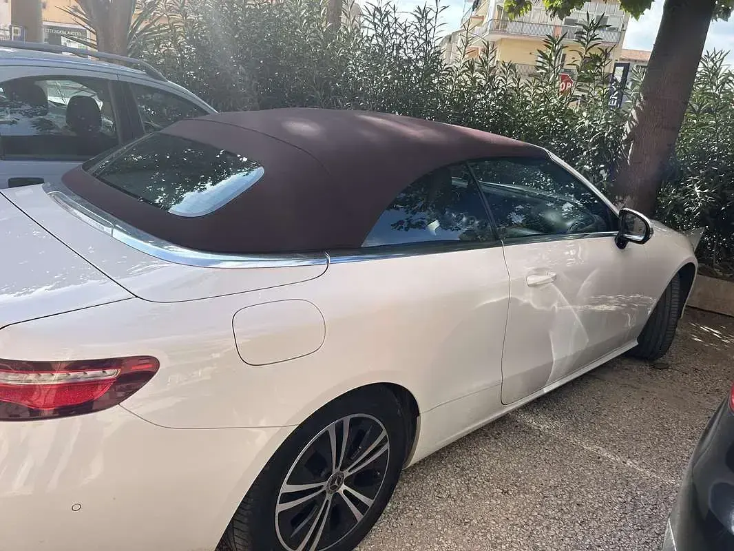 Usata Mercedes E220 Business 194 CV (142 kW) 2020 Bianco Cabrio