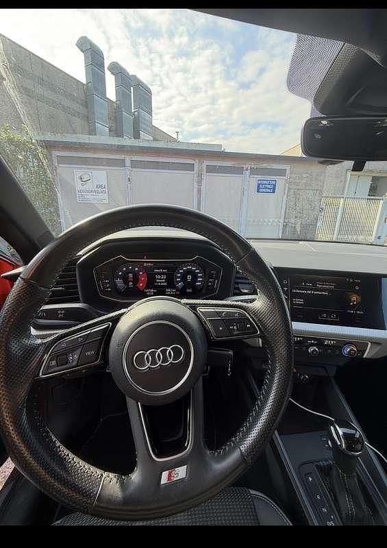 Begagnad Audi A1 Sportback S-Line 200 HK (147 kW) 2019 Halvkombi