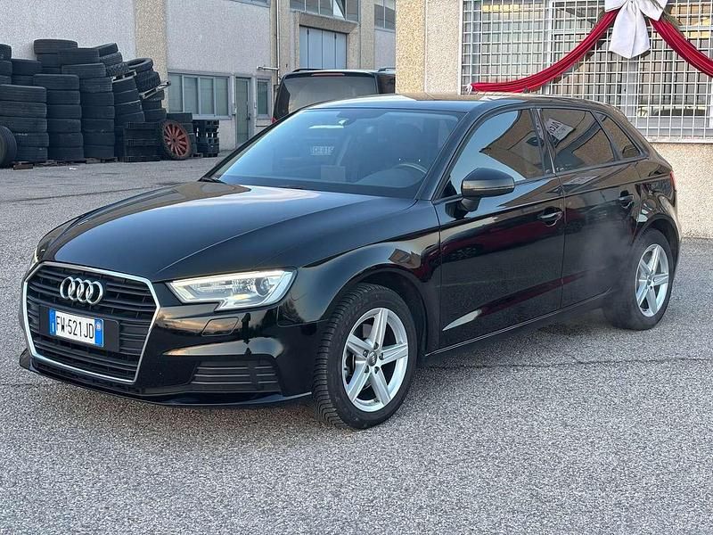 Usata Audi A3 Business 131 CV (96 kW) 2019 Nero Berlina