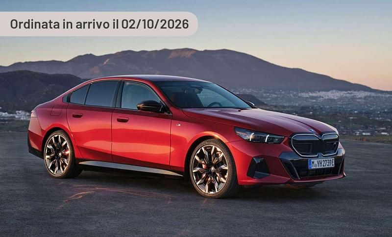 Usata BMW i5 Efficient Dynamics 150 kW (204 CV) 2024 Argento Berlina