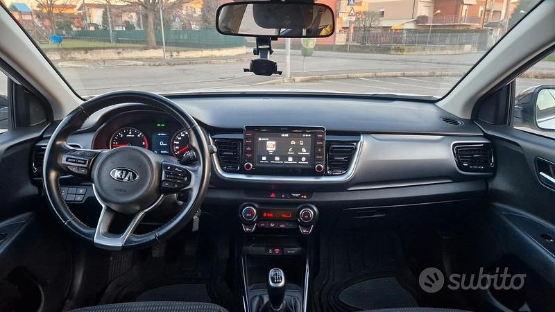 Usata Kia Stonic Style 110 CV (80 kW) 2017 Bianco SUV