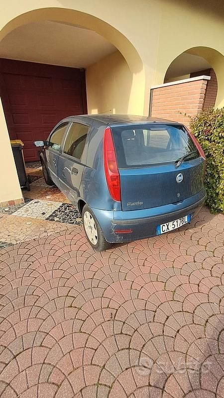 Usata Fiat Punto Dynamic 60 CV (44 kW) 2005 Berlina